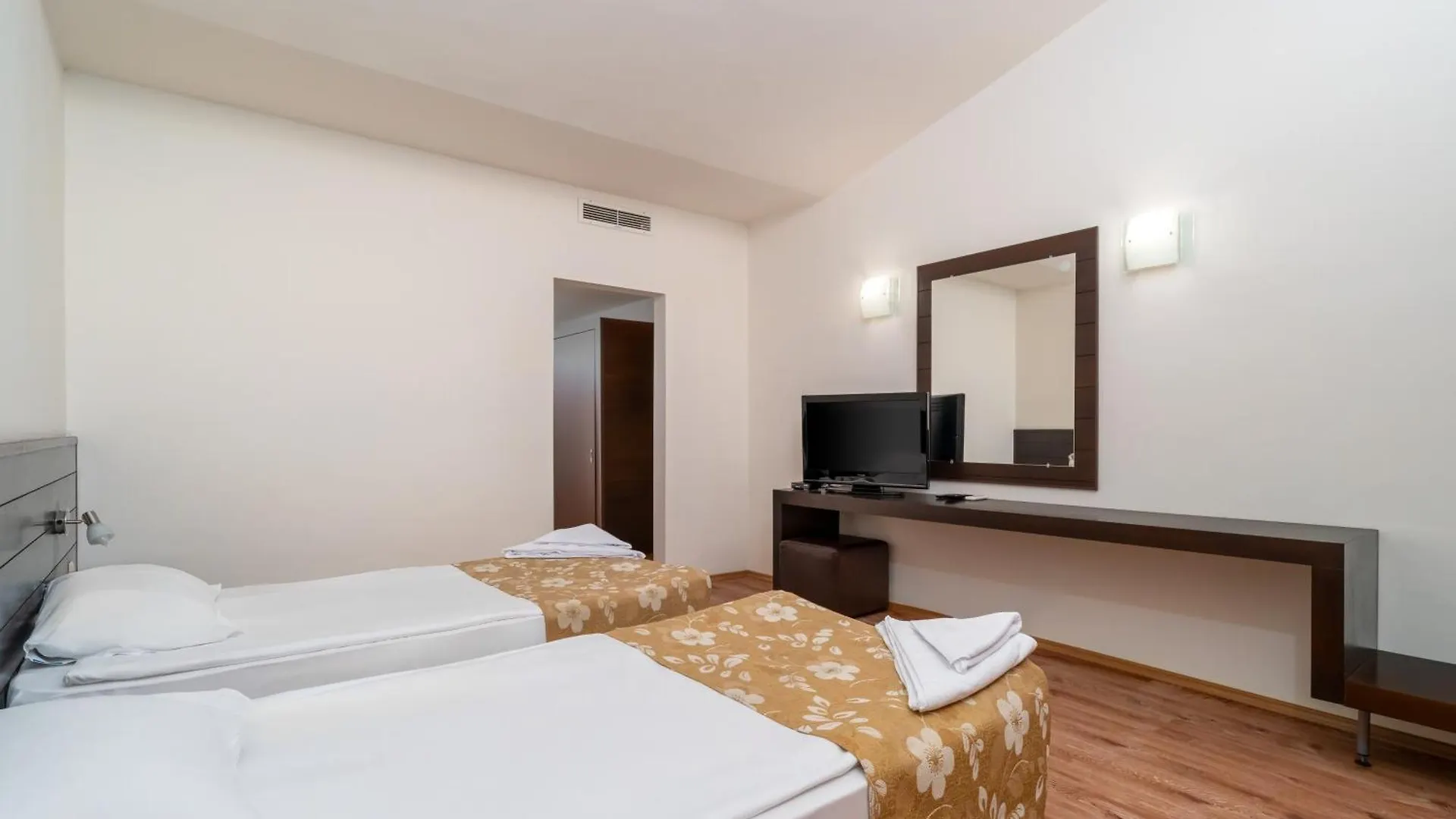 **** Hotel Asteria Family Sunny Beach Bulgarien
